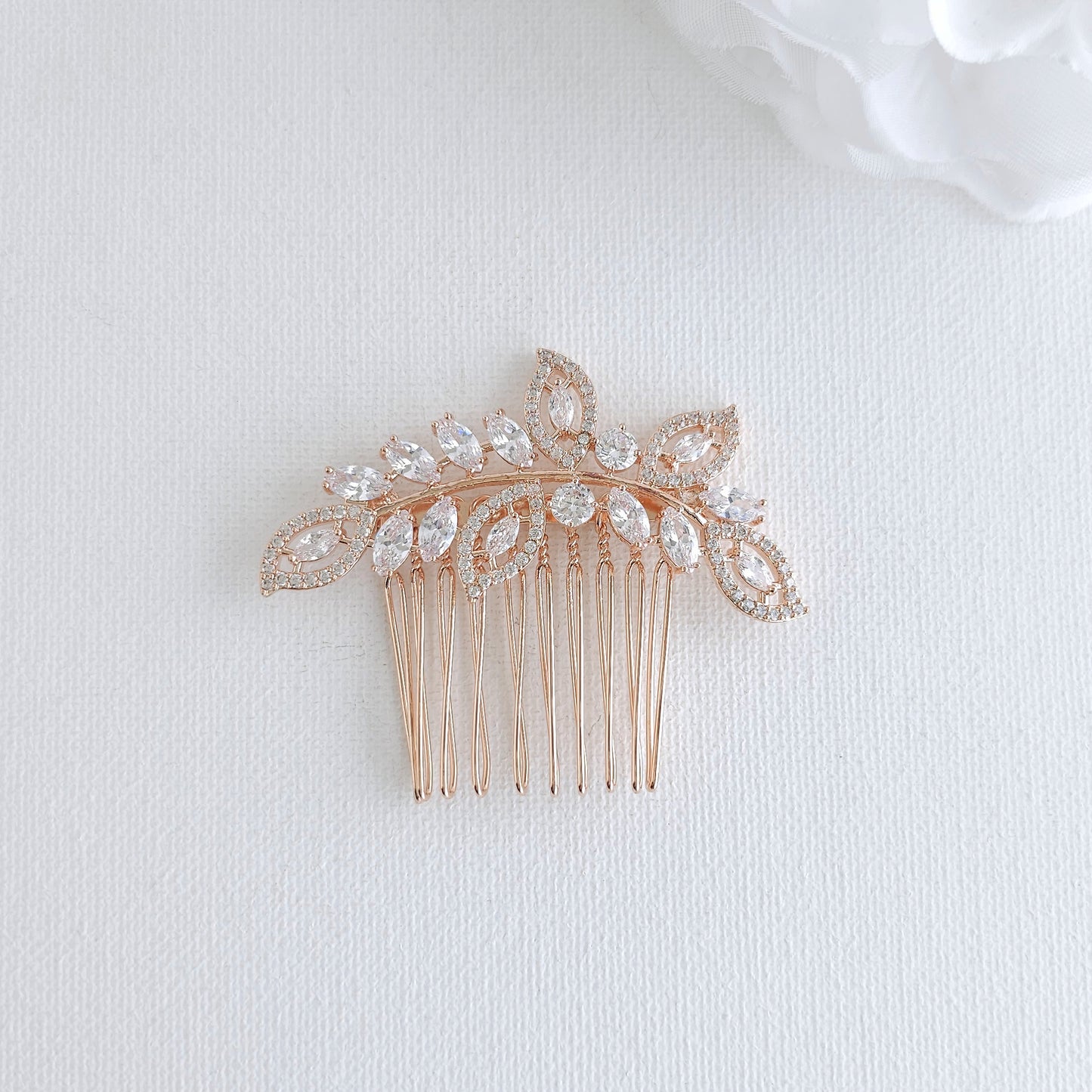 Gold Leaf Hair Comb: Modern Design for a Timeless Classic Bridal Look– Kerry