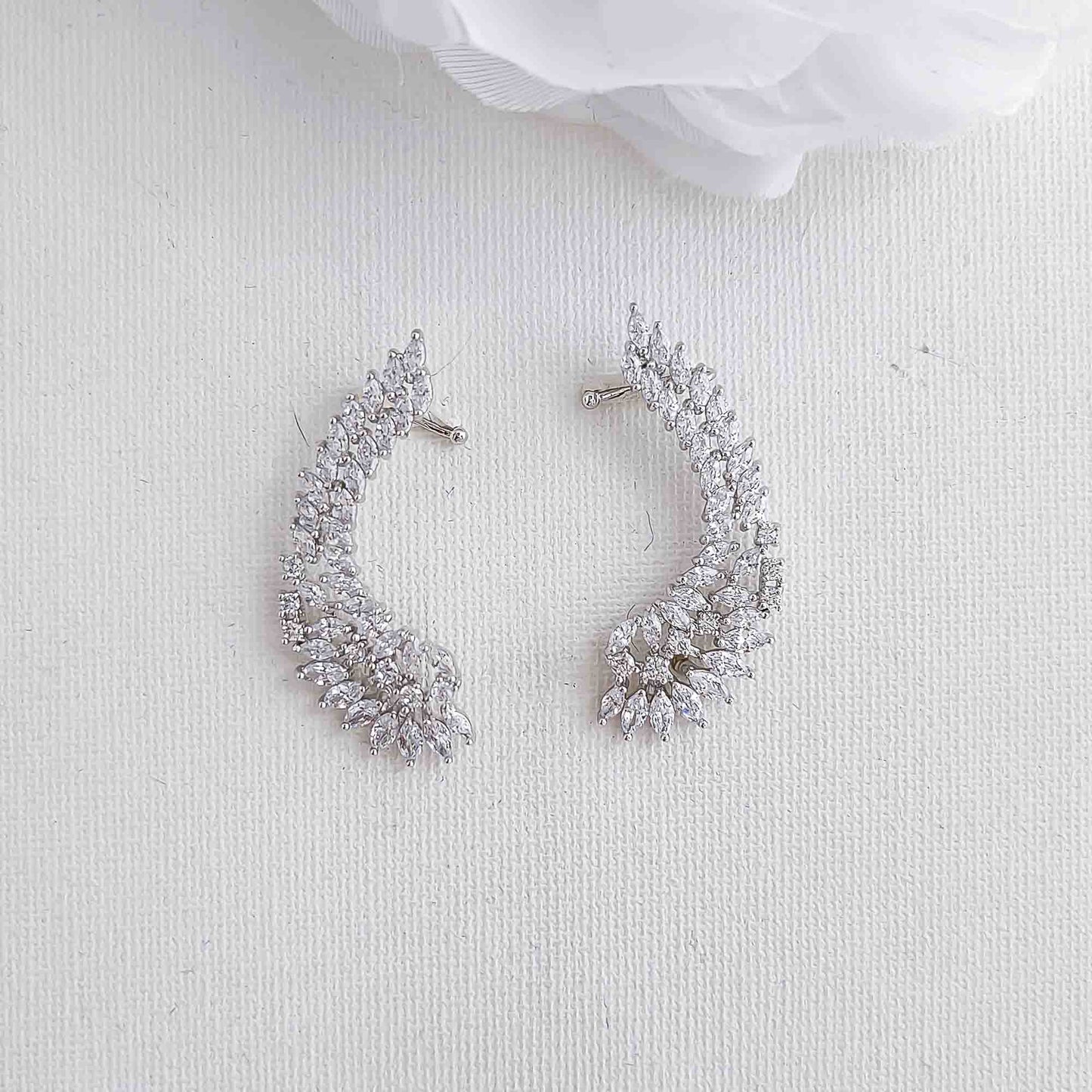Detachable Pearl Ear Cuffs: A Modern Twist for Your Wedding Day-Adena