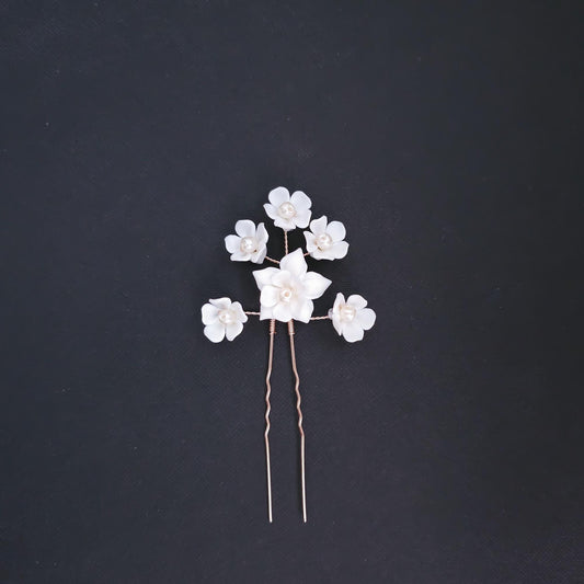 White Floral Pearl Bridal Hairpins-Lana