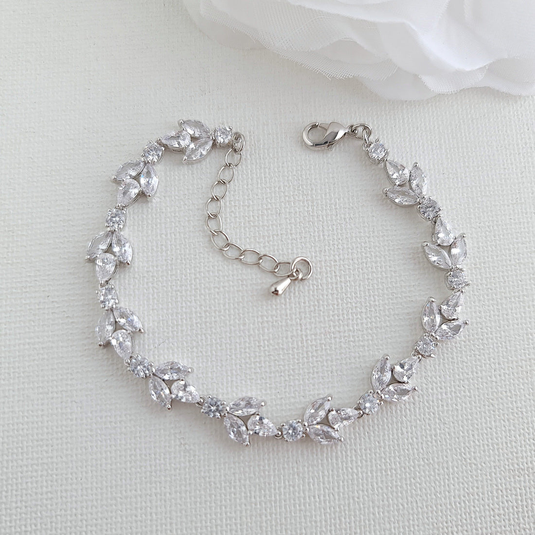 Dainty Wedding Jewellery Set- Nicole