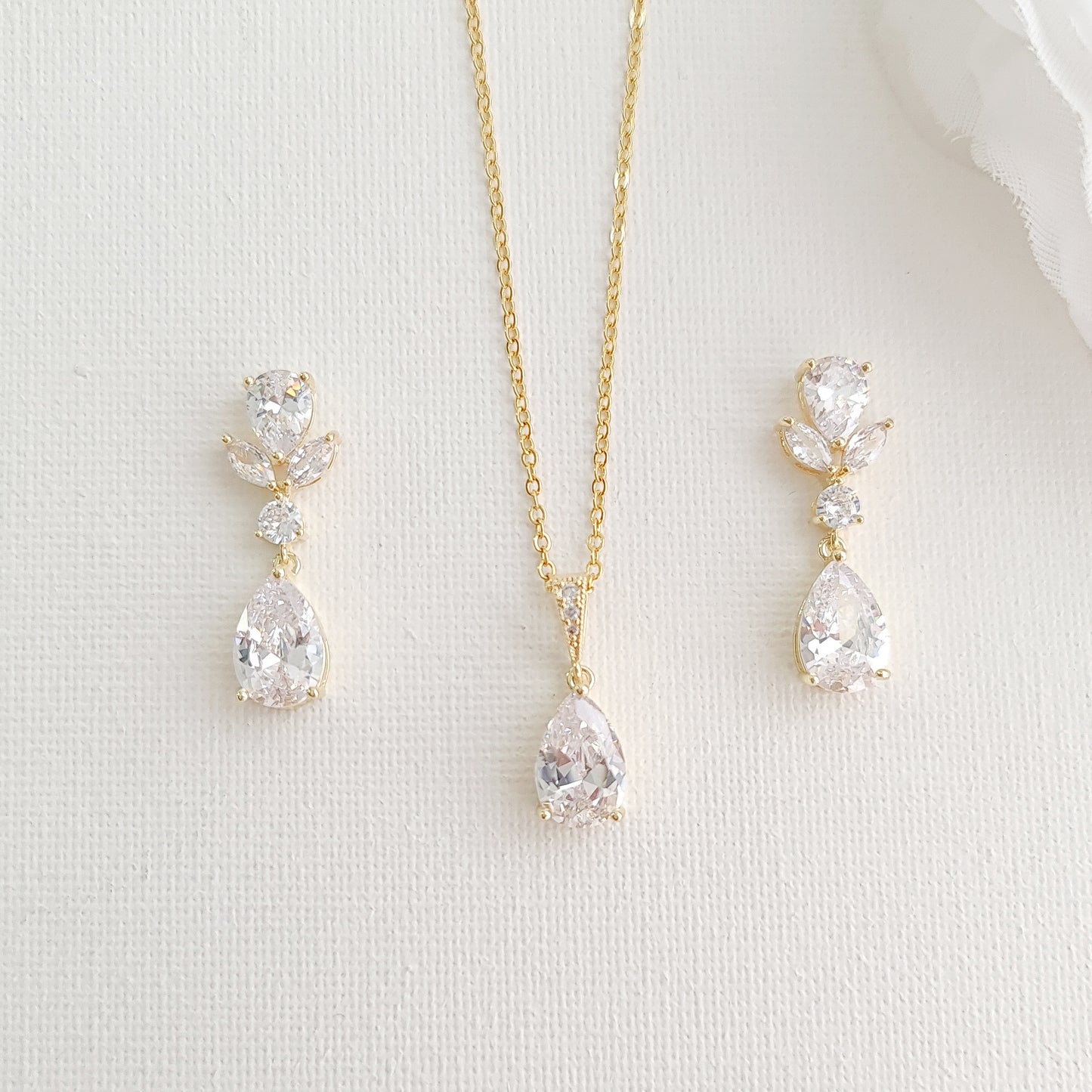 Dainty Wedding Jewellery Set- Nicole