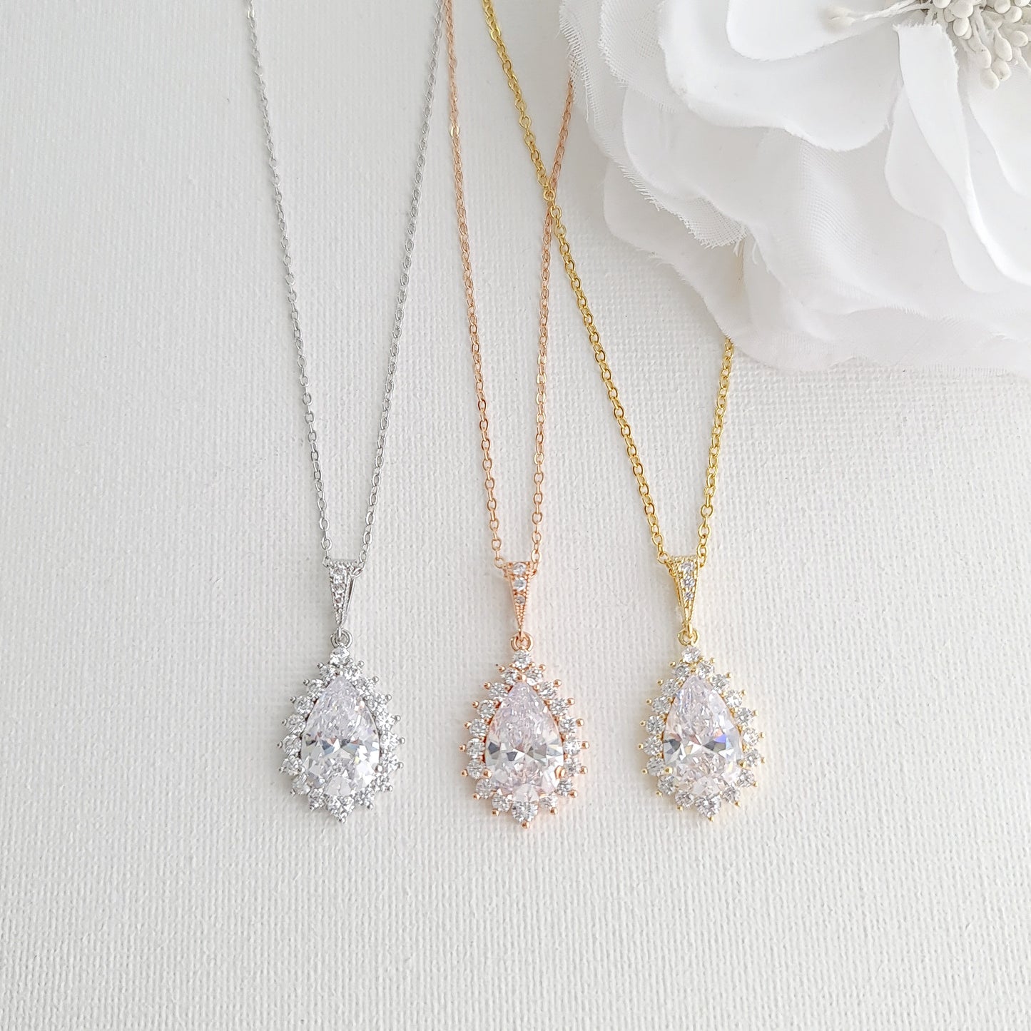 Simple Pear Shaped Drop Necklace-Raya