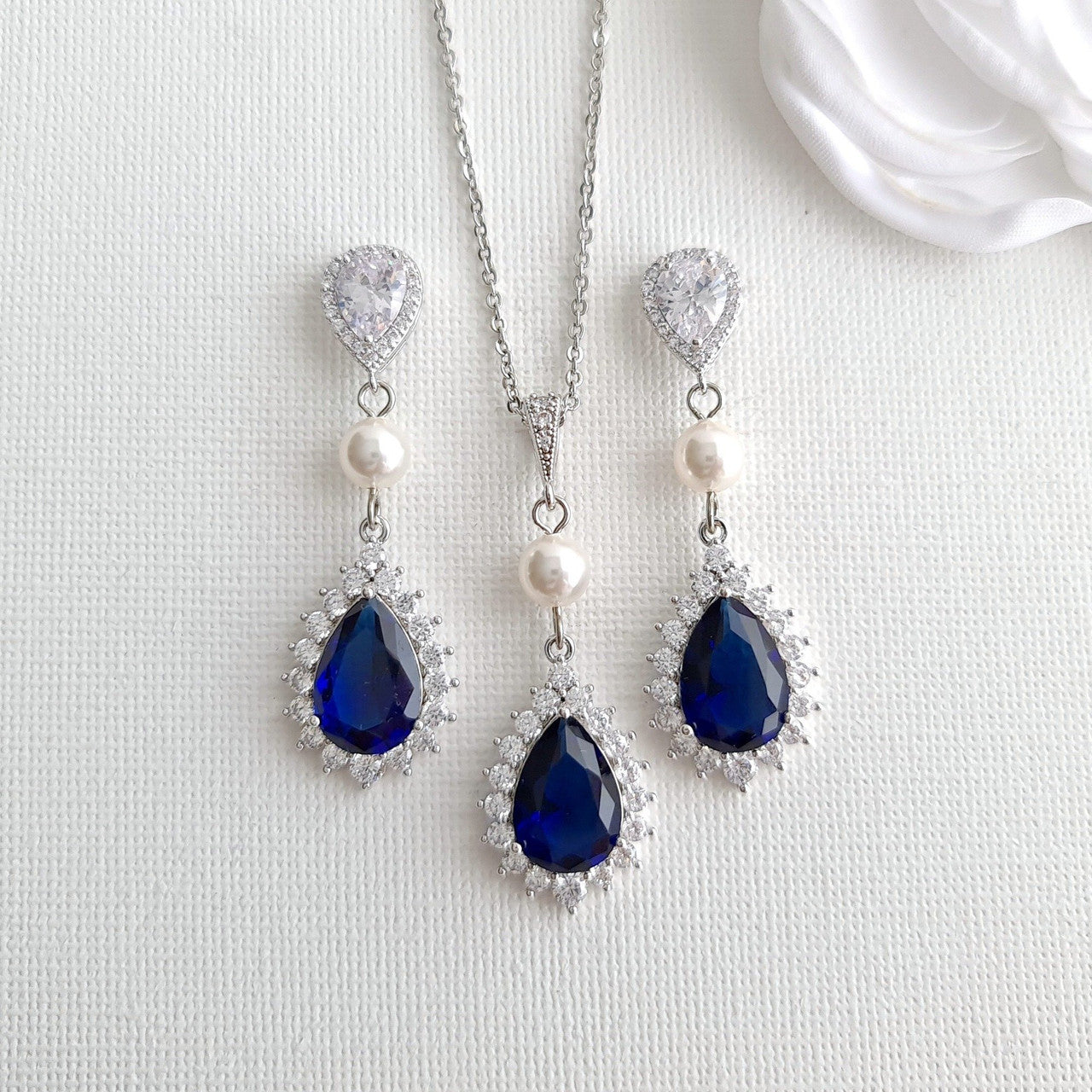 Sapphire Blue Wedding Jewellry Set In Gold-Aoi