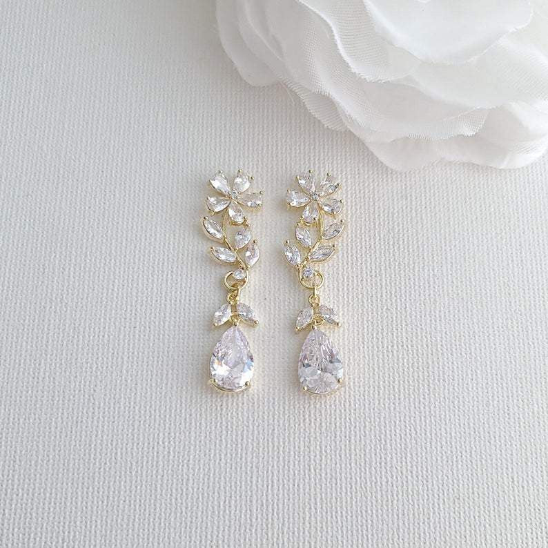 Gold Flower & Leaf Bridal Earrings -Daisy