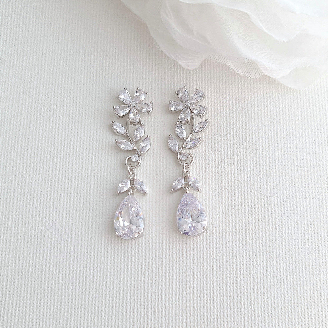 Bridal Flower Crystal Earrings- Daisy
