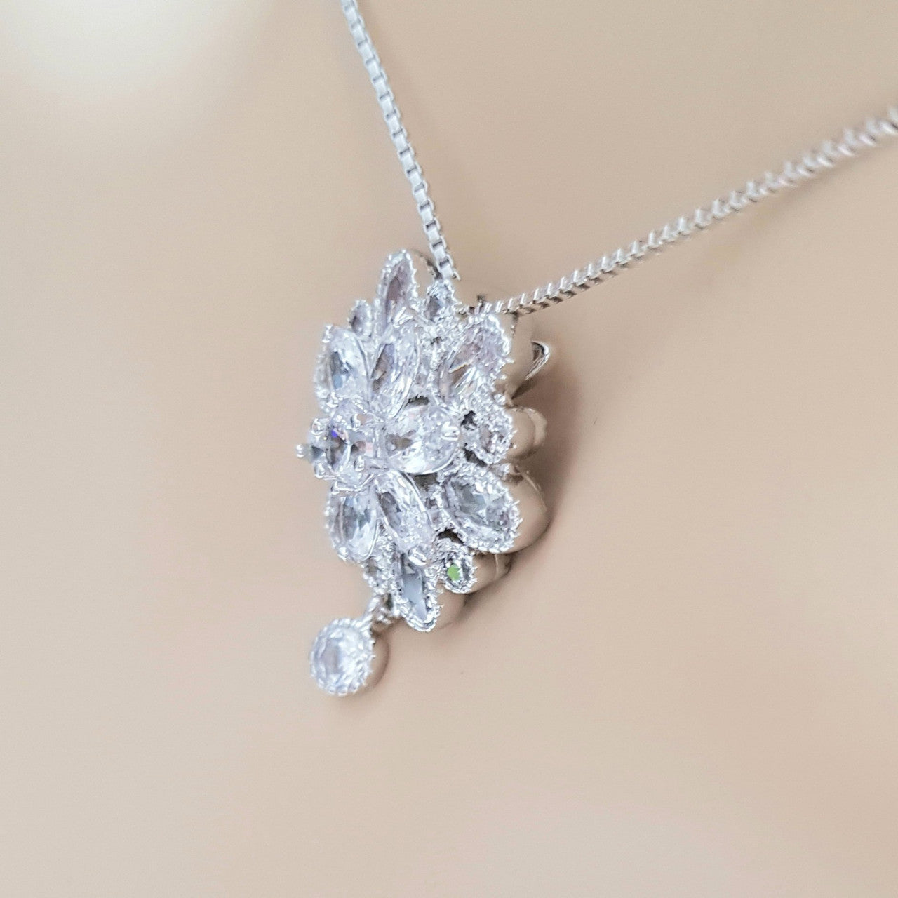 Flower Drop Necklace-Dahlia