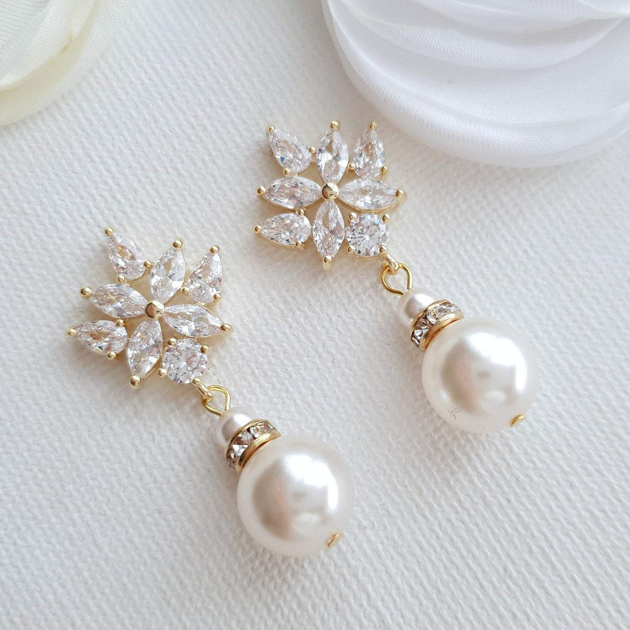 Bridal Drop Earrings Gold With Round Pearls-Rosa