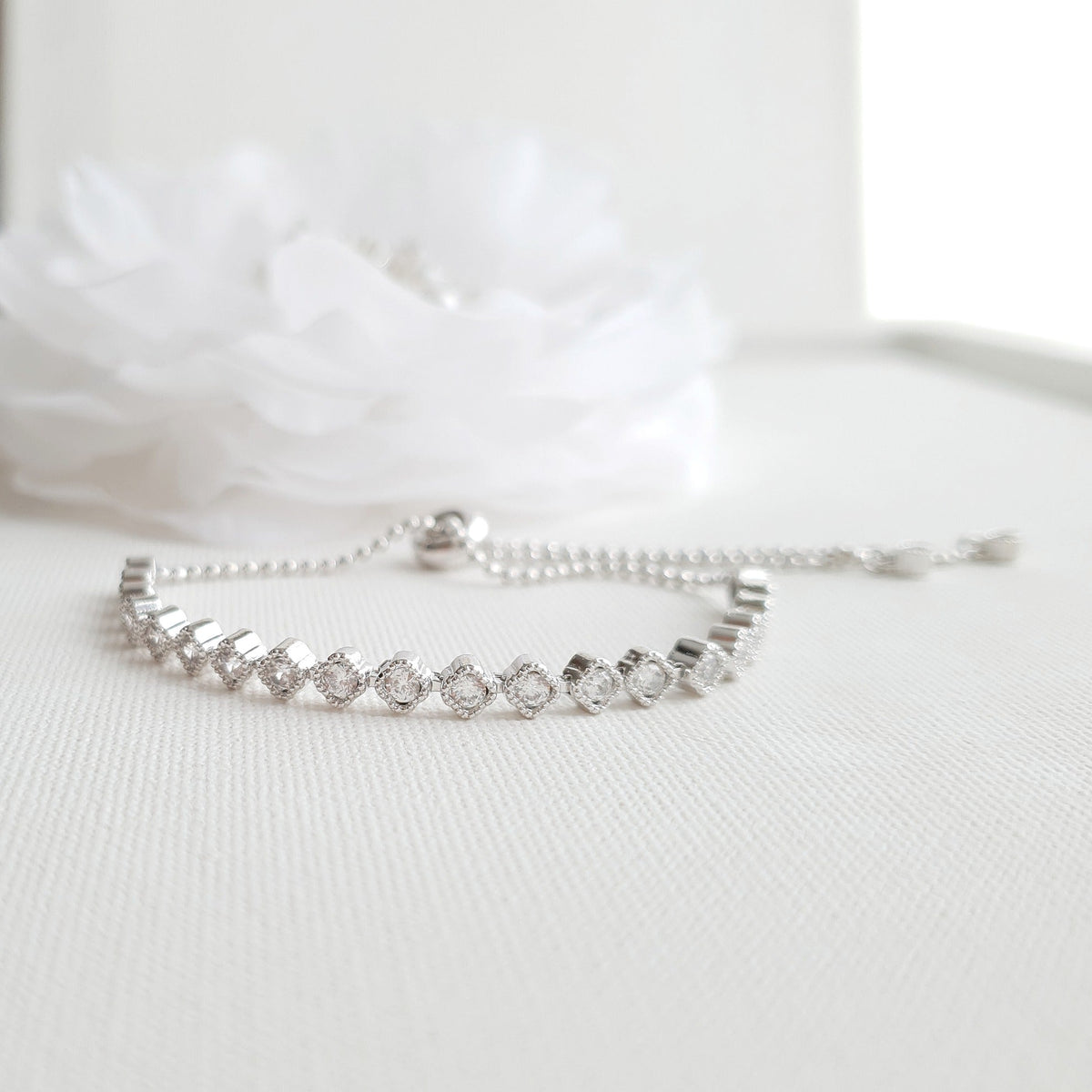 Rose Gold Pearl Wedding Jewellery Set (3-Piece Earrings Necklace Bracelet) – Lisa