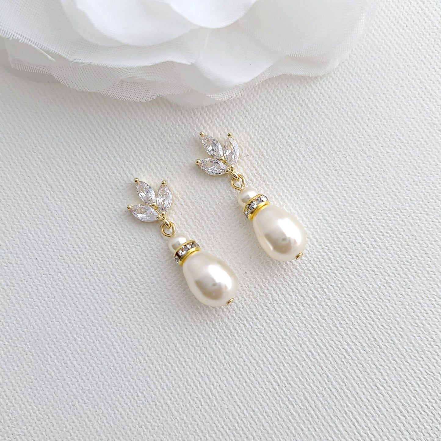 Pearl Necklace and Earrings Wedding Jewellery Set- Katie
