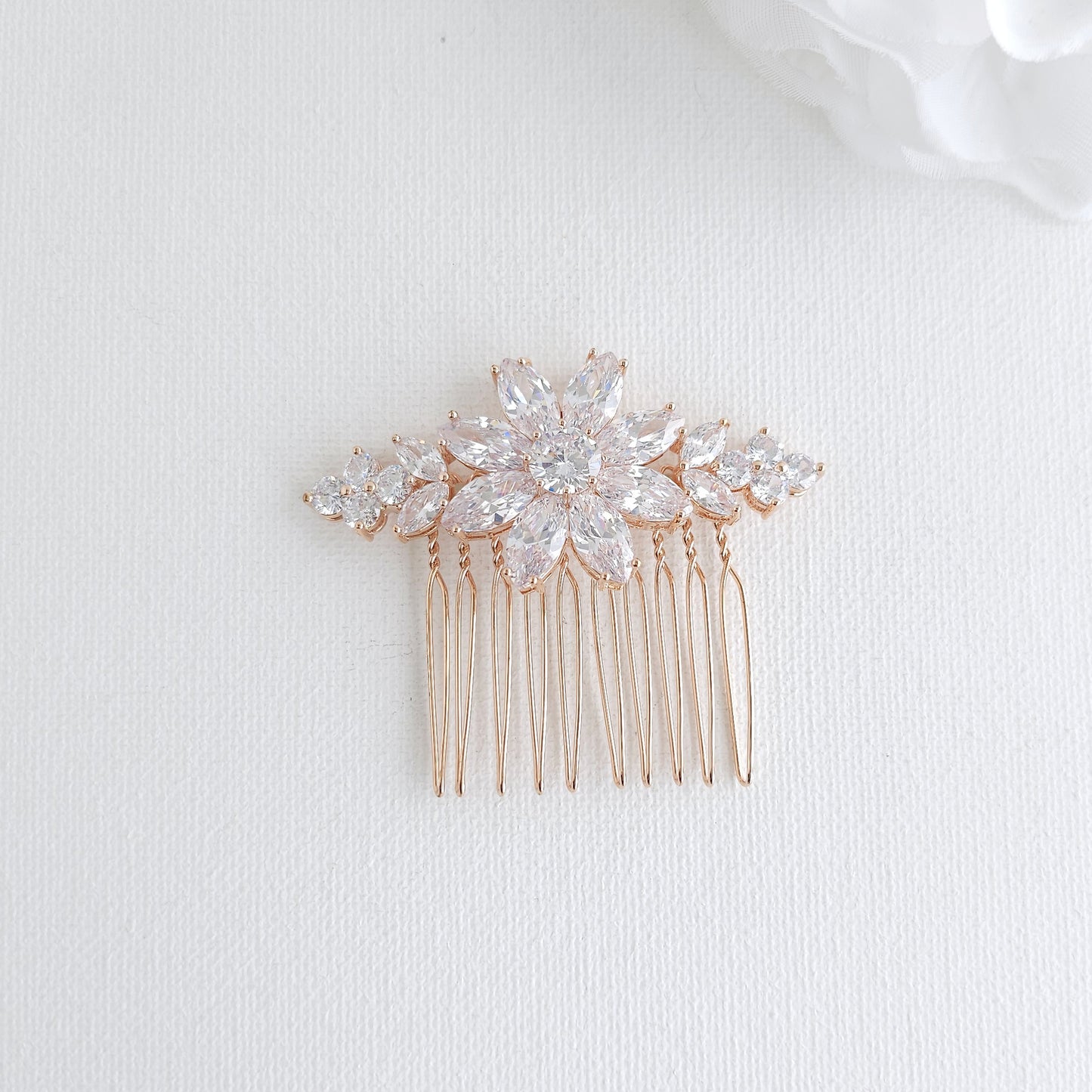 Dainty Silver Wedding Comb | Sparkling Cubic Zirconia Flower Hair Piece for Veil - Daisy