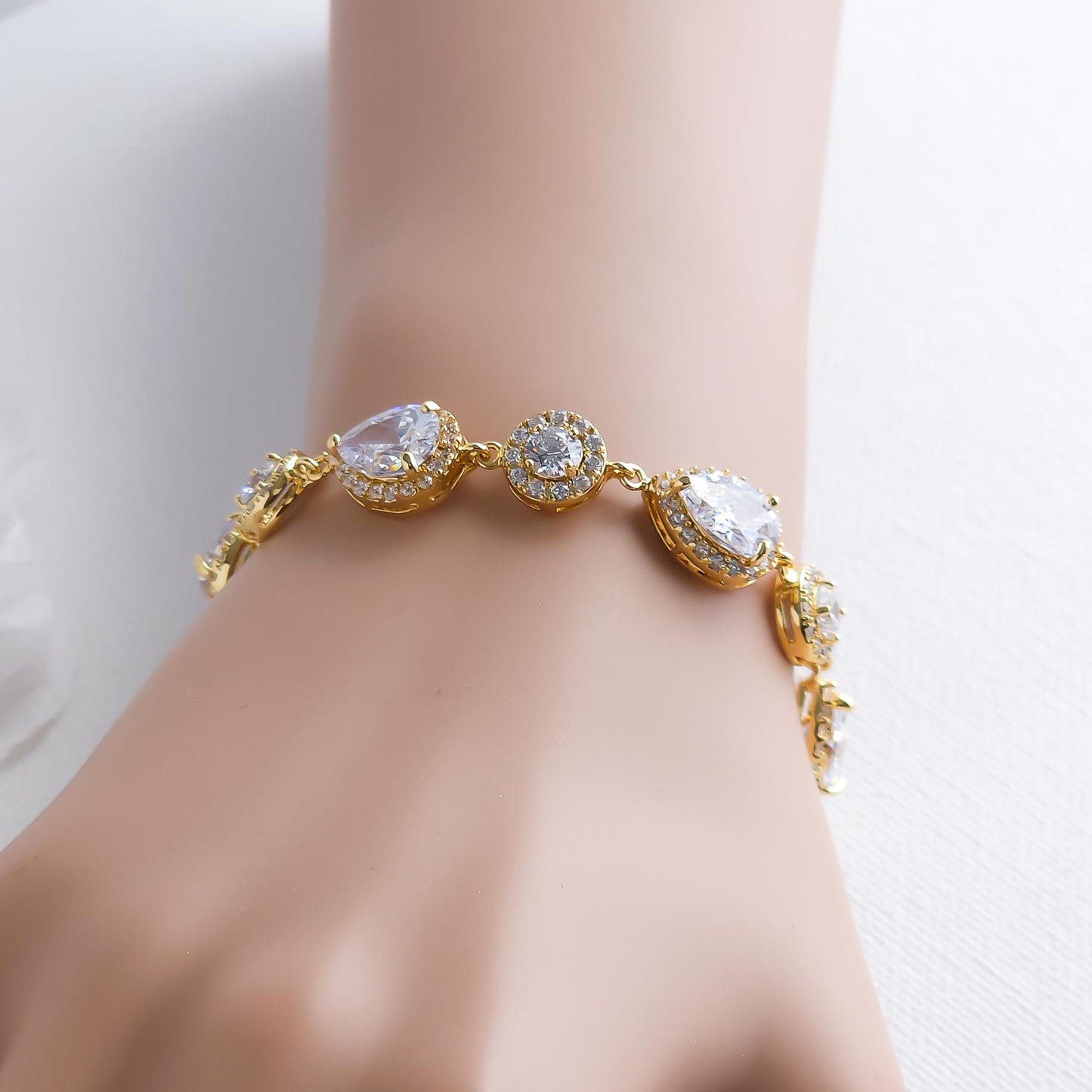 Gold Bracelet for Women and Brides-Emerita