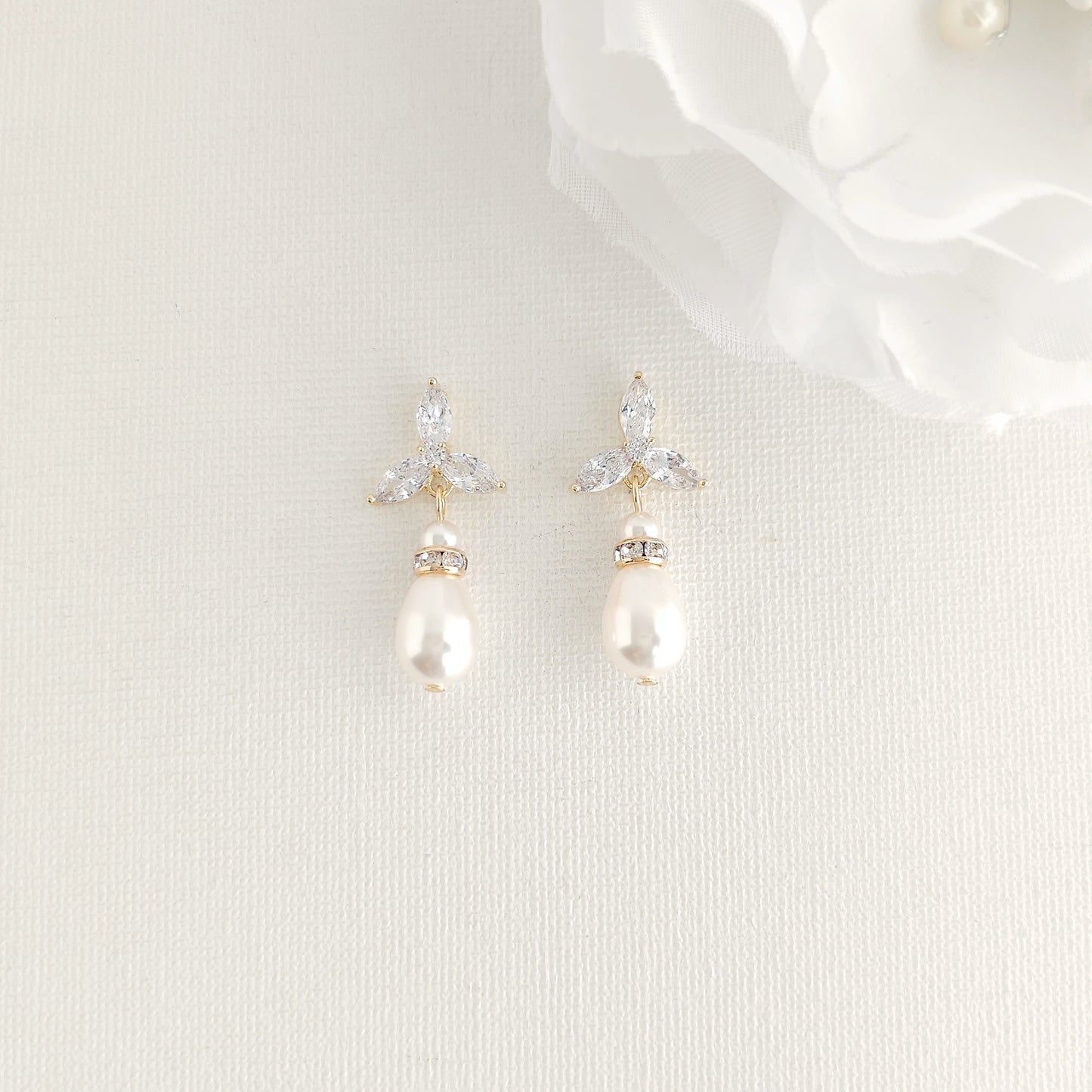 Elegant Pearl Weddings Earrings:For an Delicate Wedding Day Look- Flora
