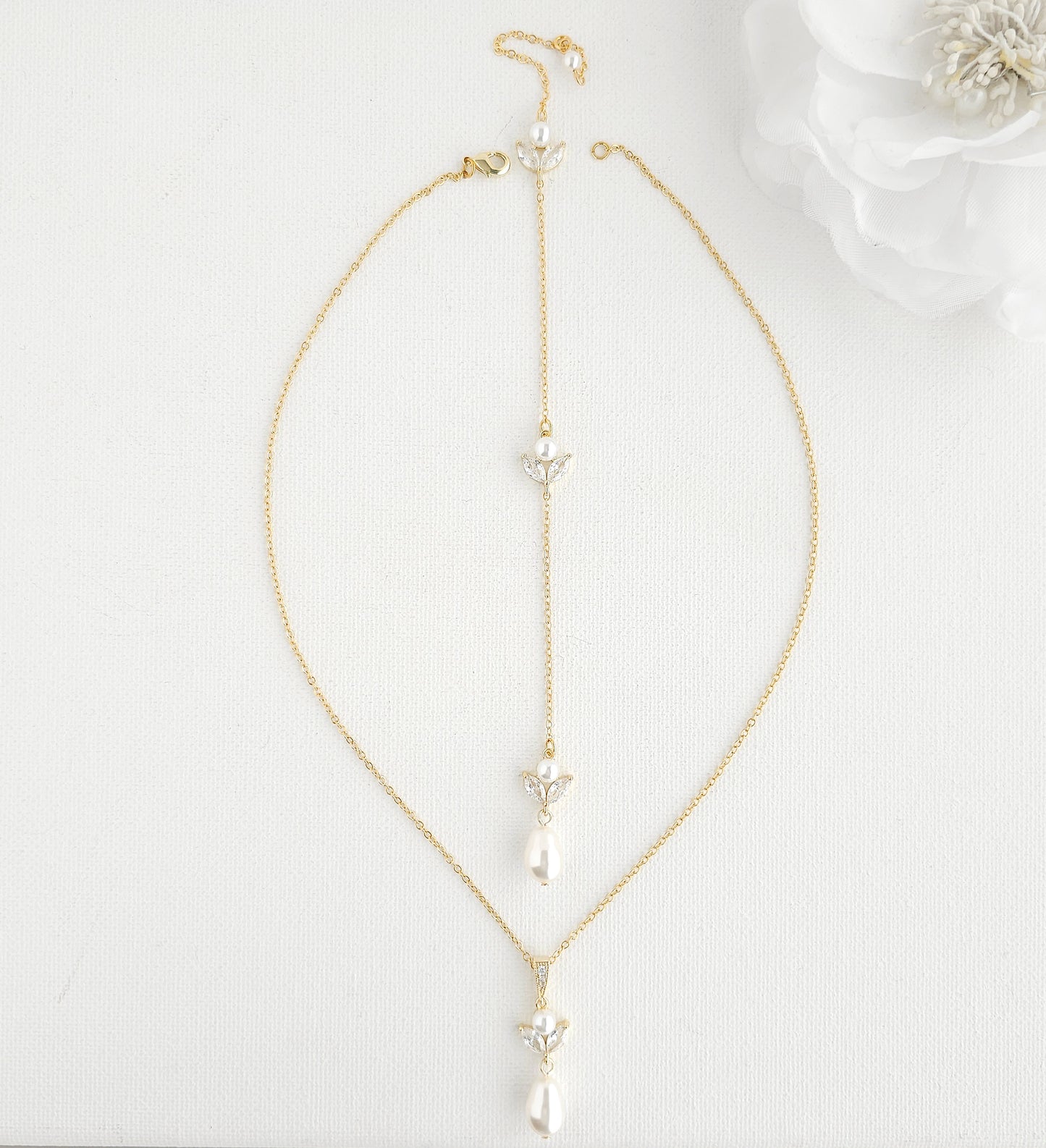Simple Wedding Pearl Pendant Necklace with Backdrop in Gold-Leila