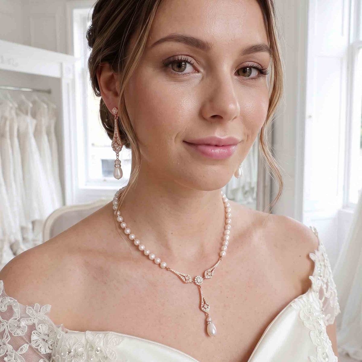 Rose Gold Pearl Wedding Jewellery Set (3-Piece Earrings Necklace Bracelet) – Lisa