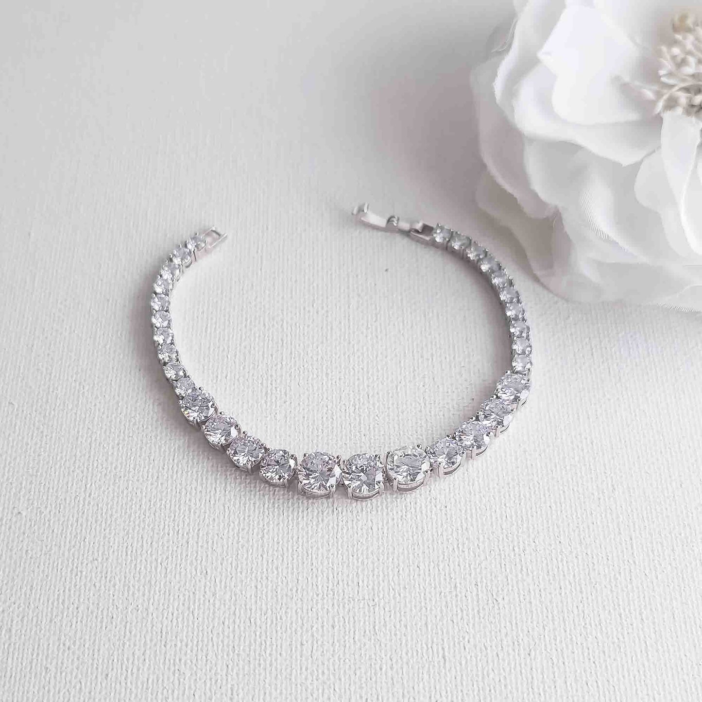 Graduated Tennis Bracelet in Rose Gold and Cubic Zirconia - Nora
