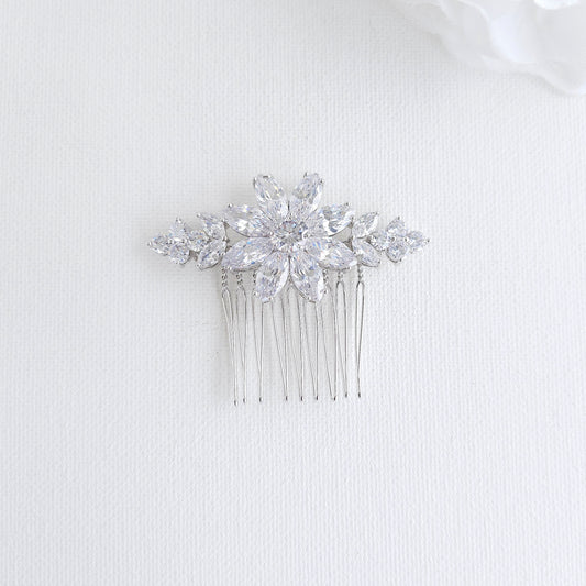 Dainty Silver Wedding Comb | Sparkling Cubic Zirconia Flower Hair Piece for Veil - Daisy