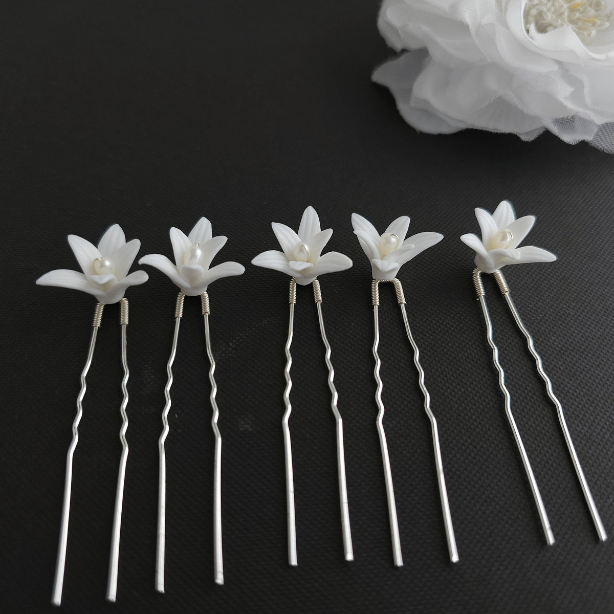 White Flower Wedding Hair Pins 5-Piece Set in Silver and Gold - Jasmine