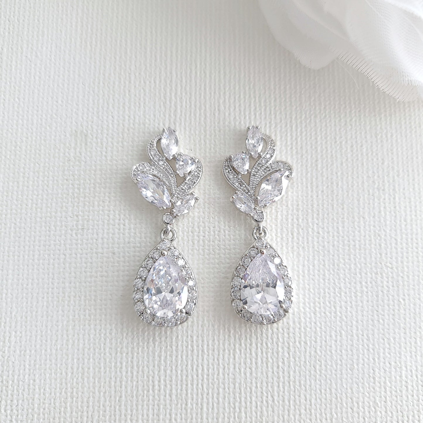 Dainty Gold Earrings with Teardrop- Wavy