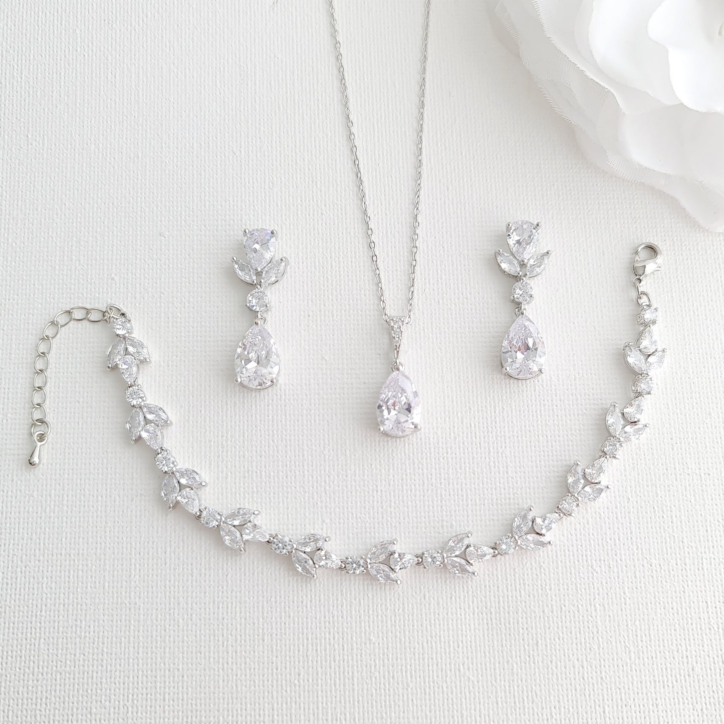 Dainty Wedding Jewellery Set- Nicole