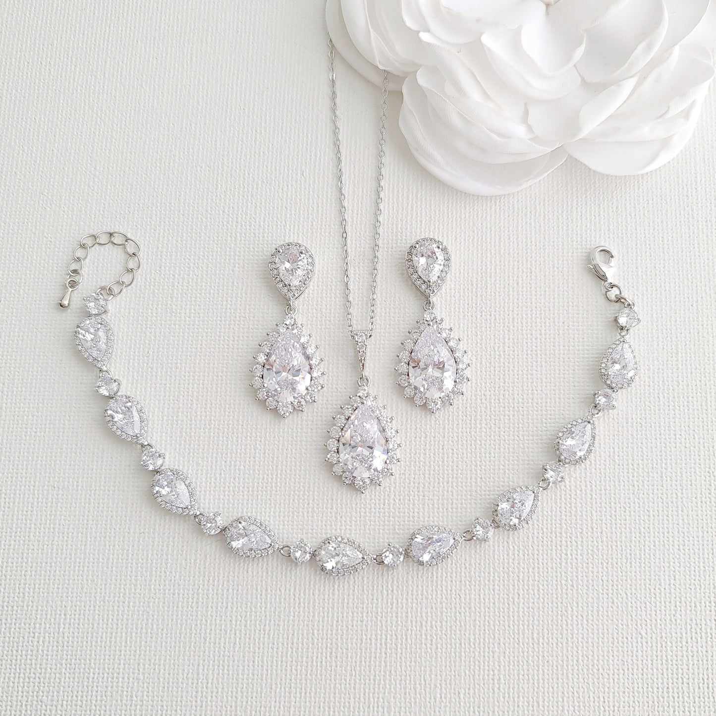 Gold Jewellery Set for Brides in Cubic Zirconia-Raya