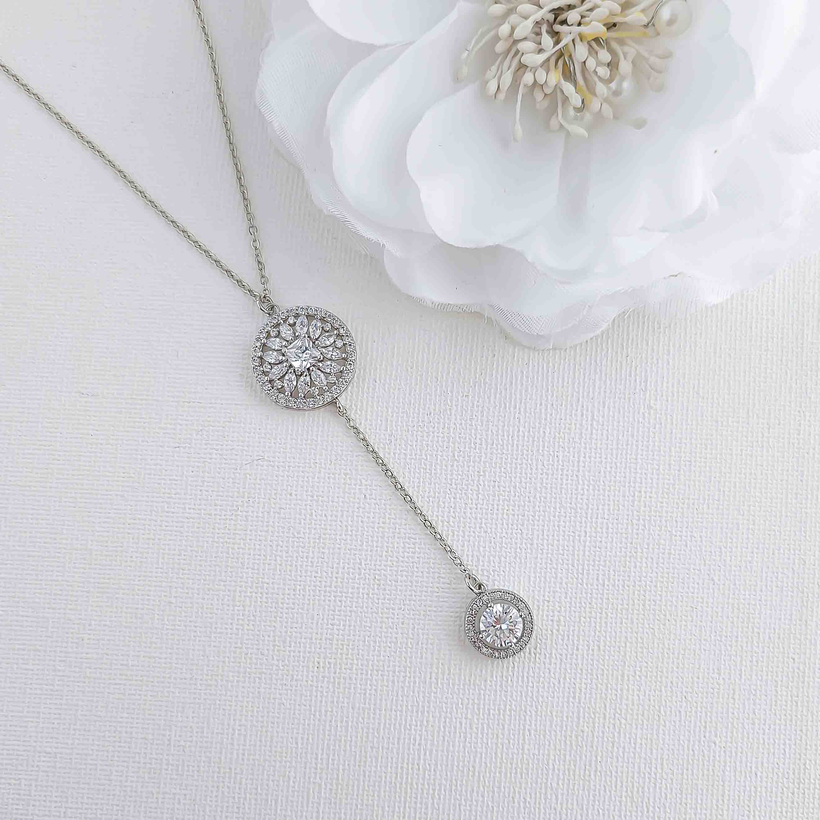 Adonia diamond pendant sale