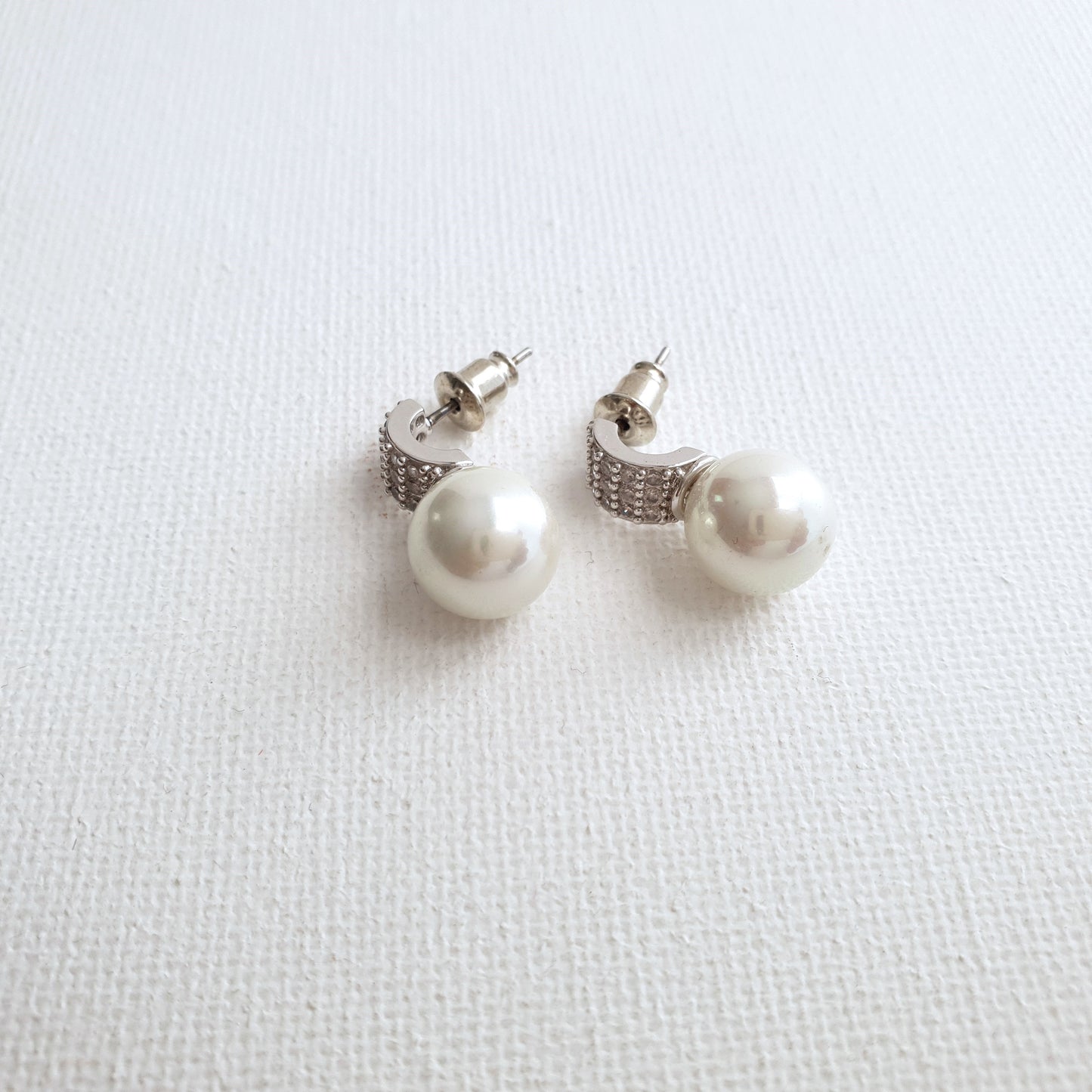 Freshwater Pearl Stud Earrings Claudia