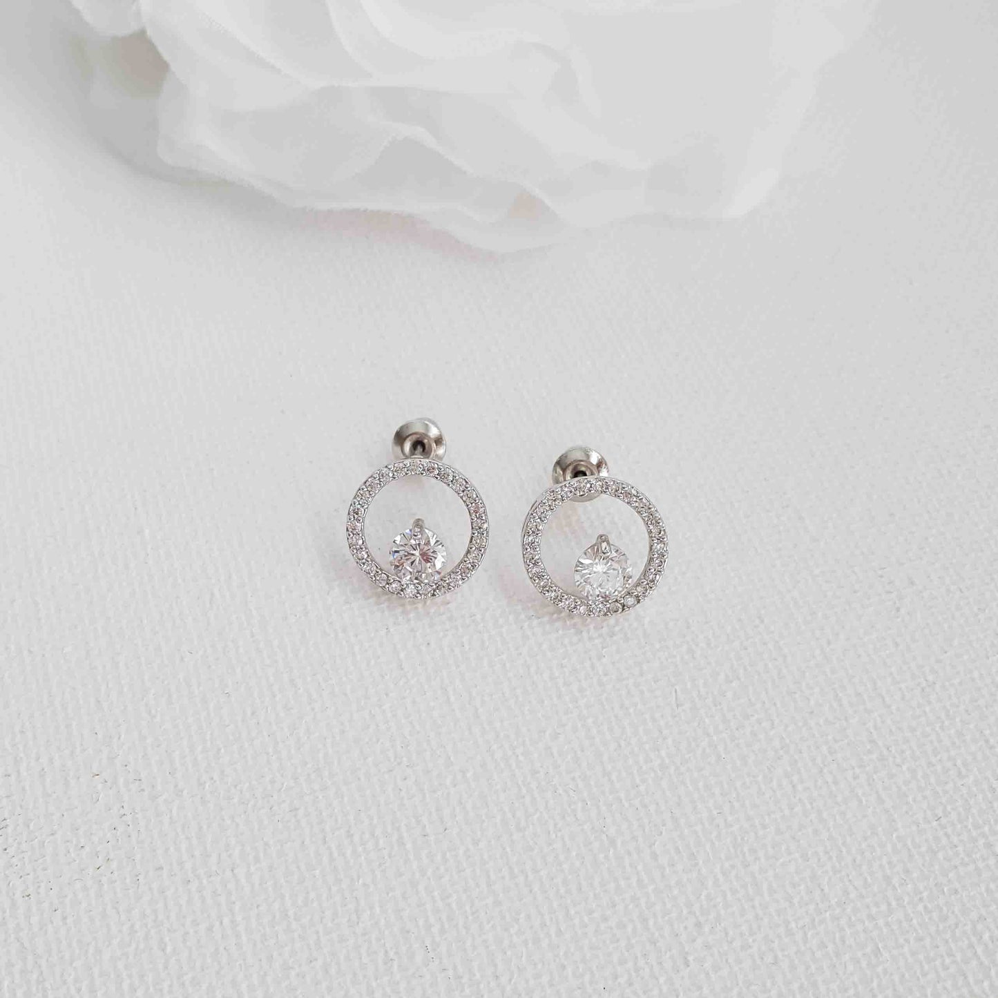 Circle Stud Earrings Heidi