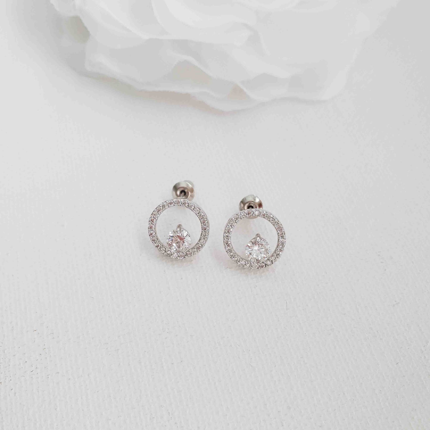 Circle Stud Earrings Heidi