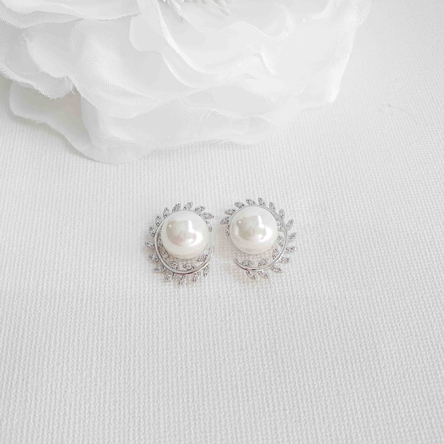 Leaf and Pearl Stud Earrings-Odell