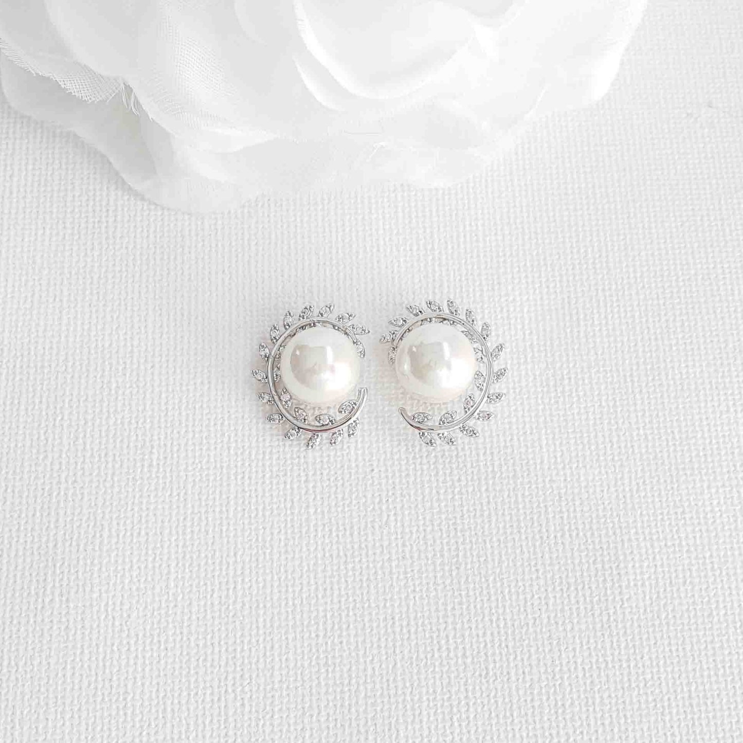 Leaf and Pearl Stud Earrings-Odell