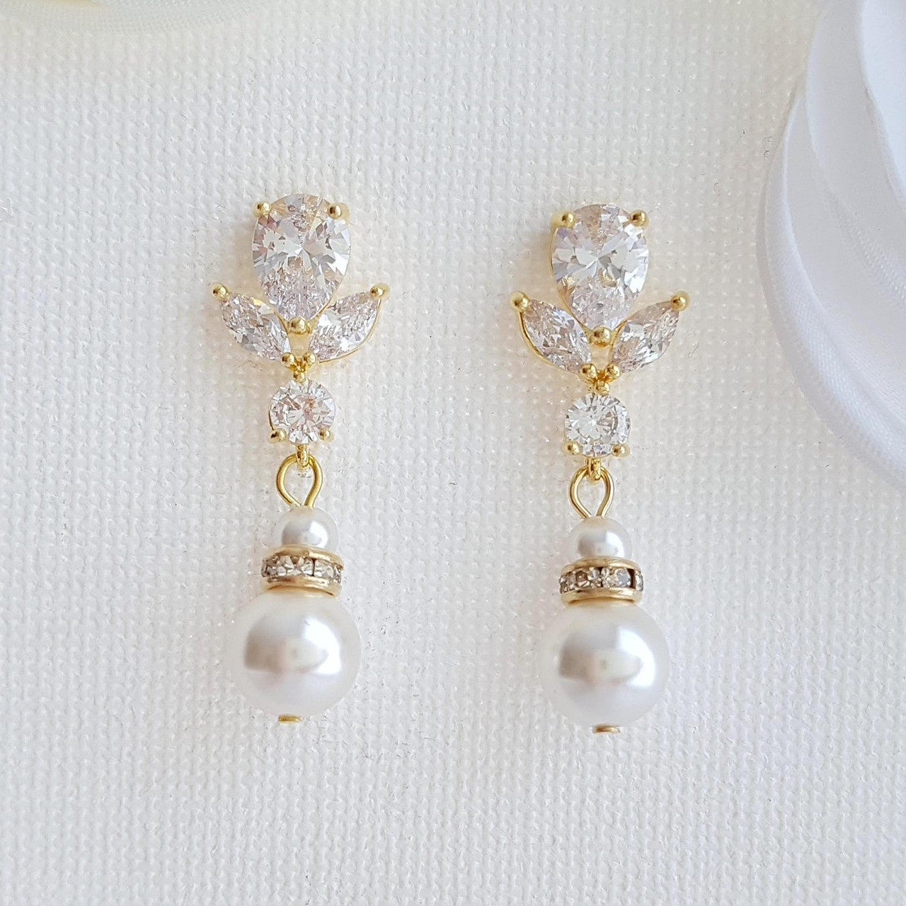 Bridal Earrings in Rose Gold and Pearl Drops-Nicole