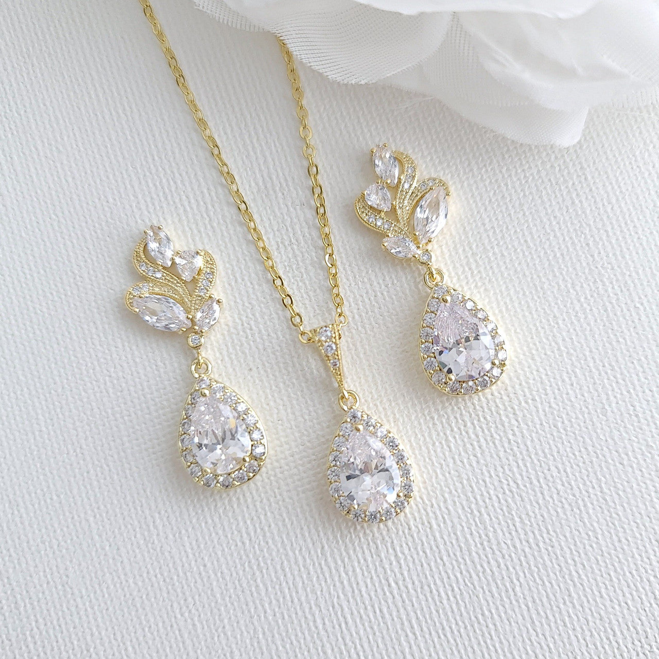 Gold Earrings and Necklace Set For Wedding-Wavy