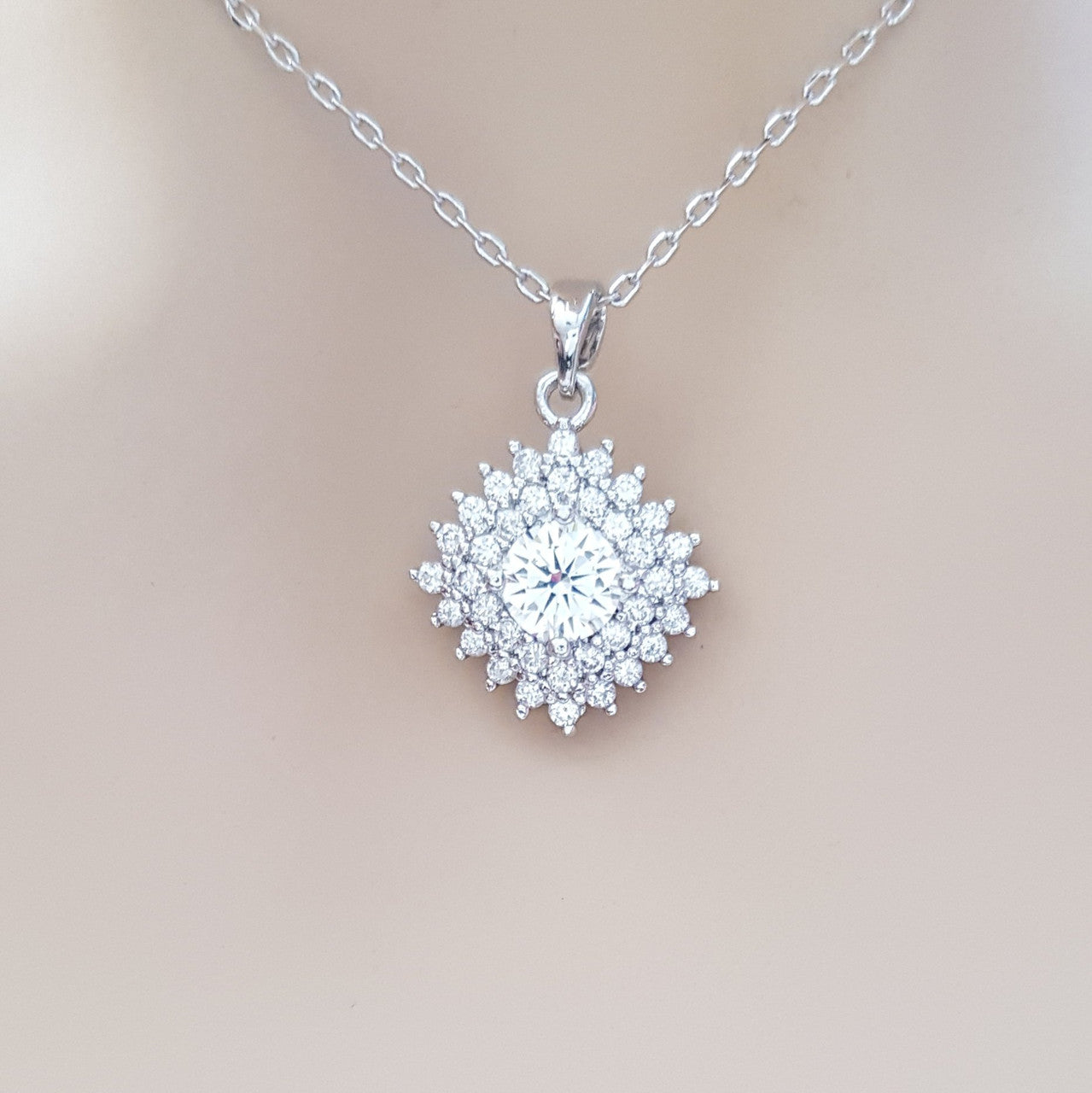 Rhombus Pendant In Cubic Zirconia-Bright