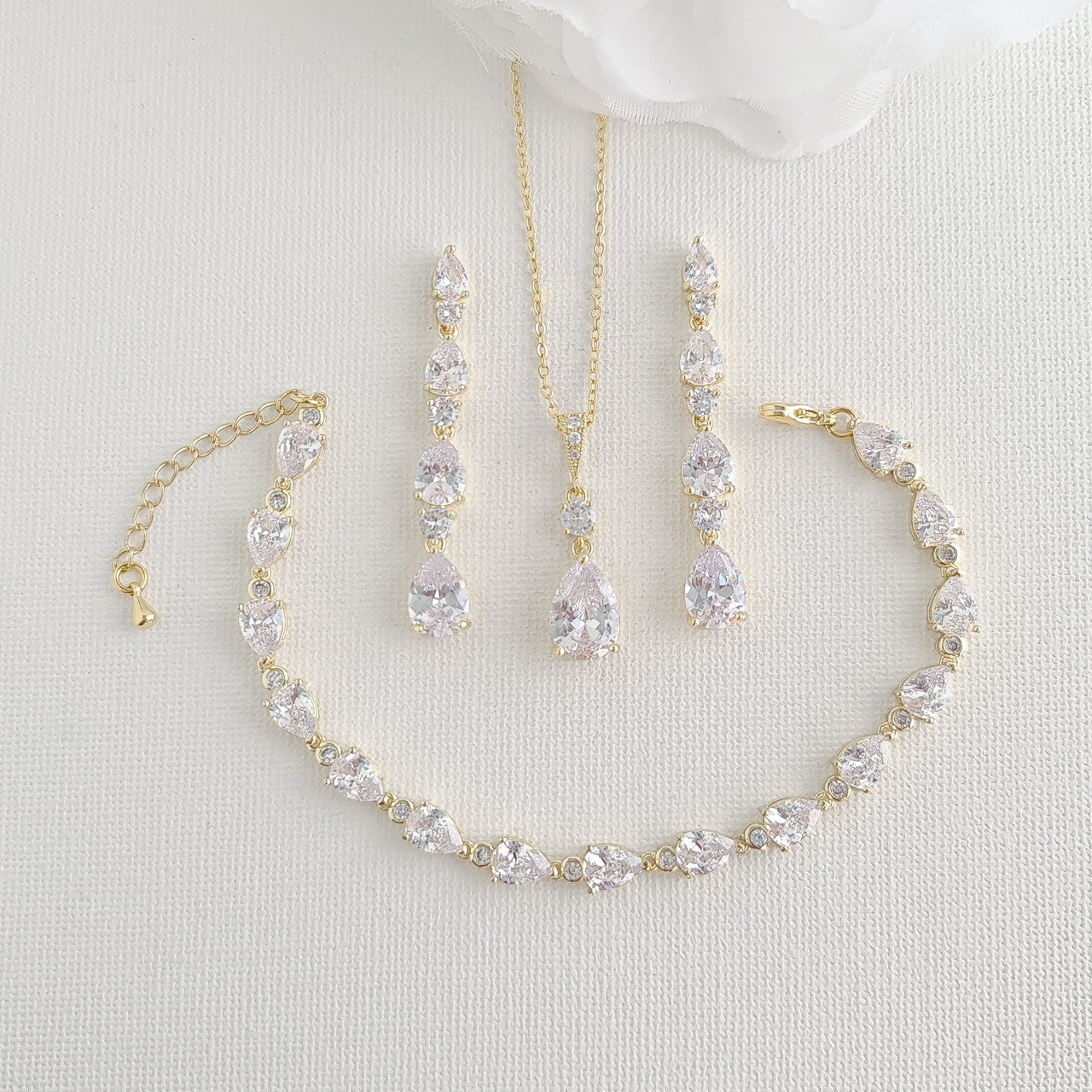 Slim Teardrop Jewelry Set for Brides- Hazel