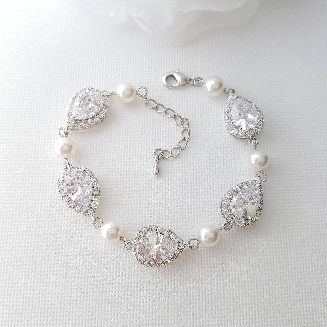 Silver Pearl Bracelet- Emma