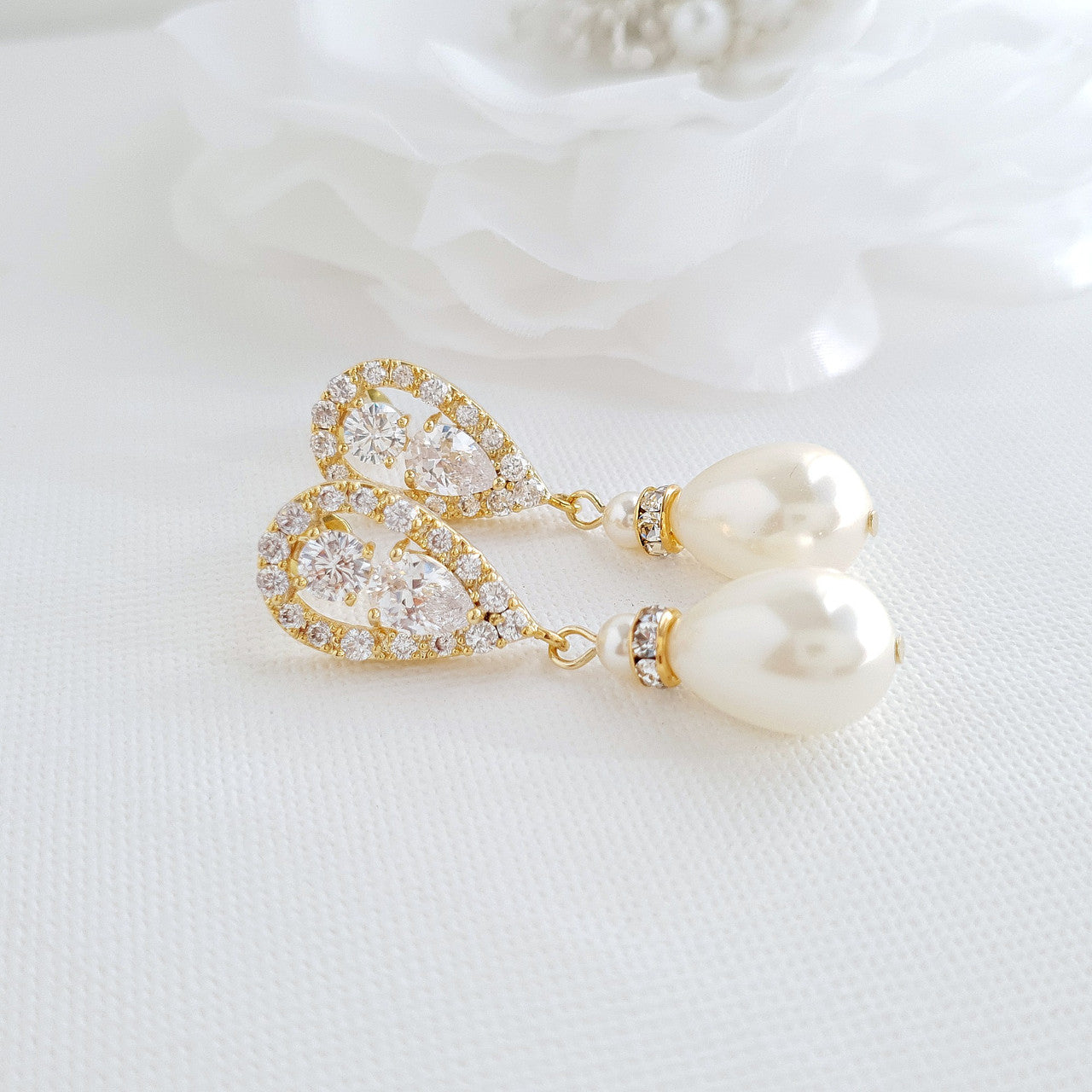 Gold Pearl Earrings-Cera