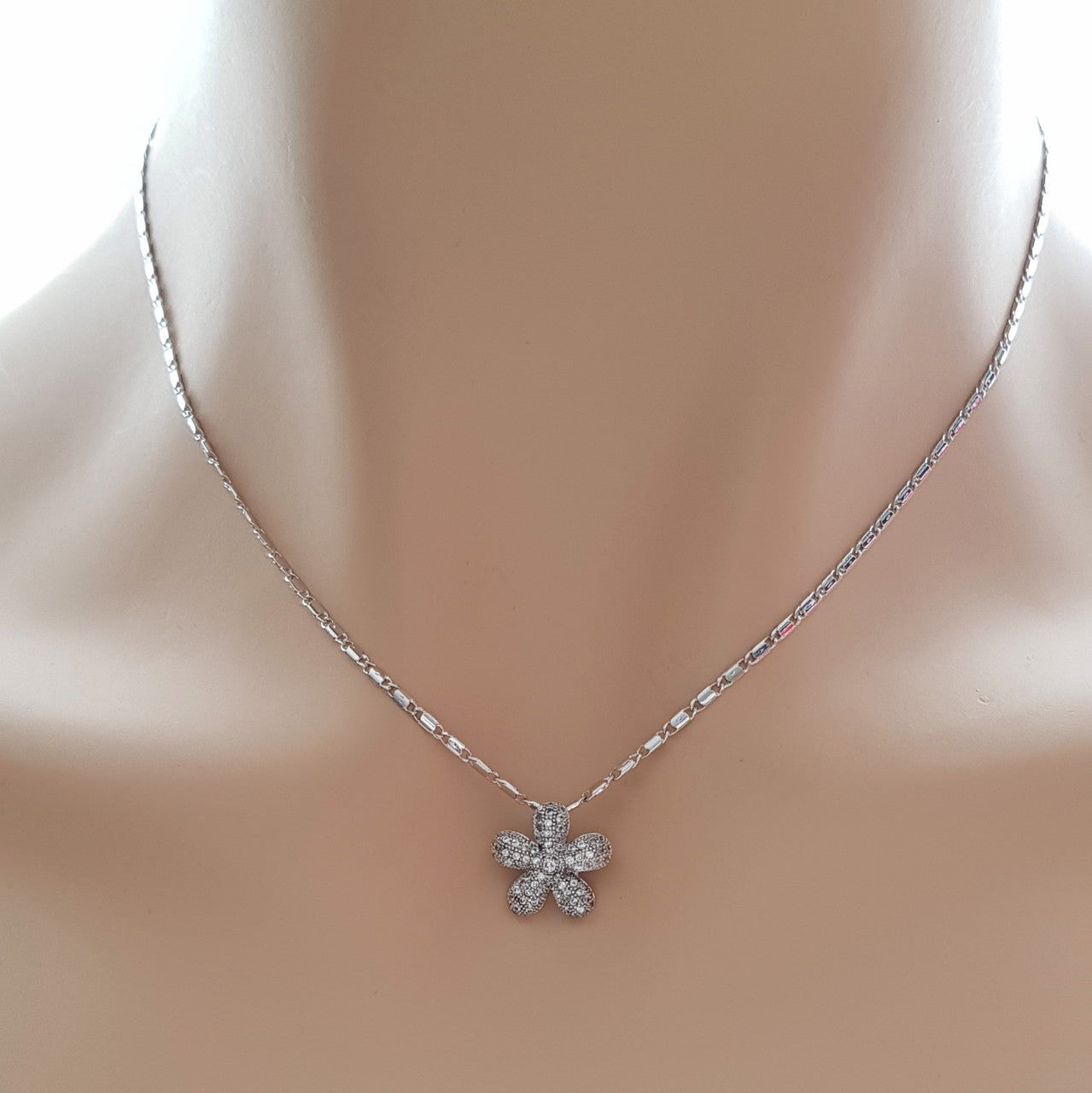 Small Flower Necklace-Bloom