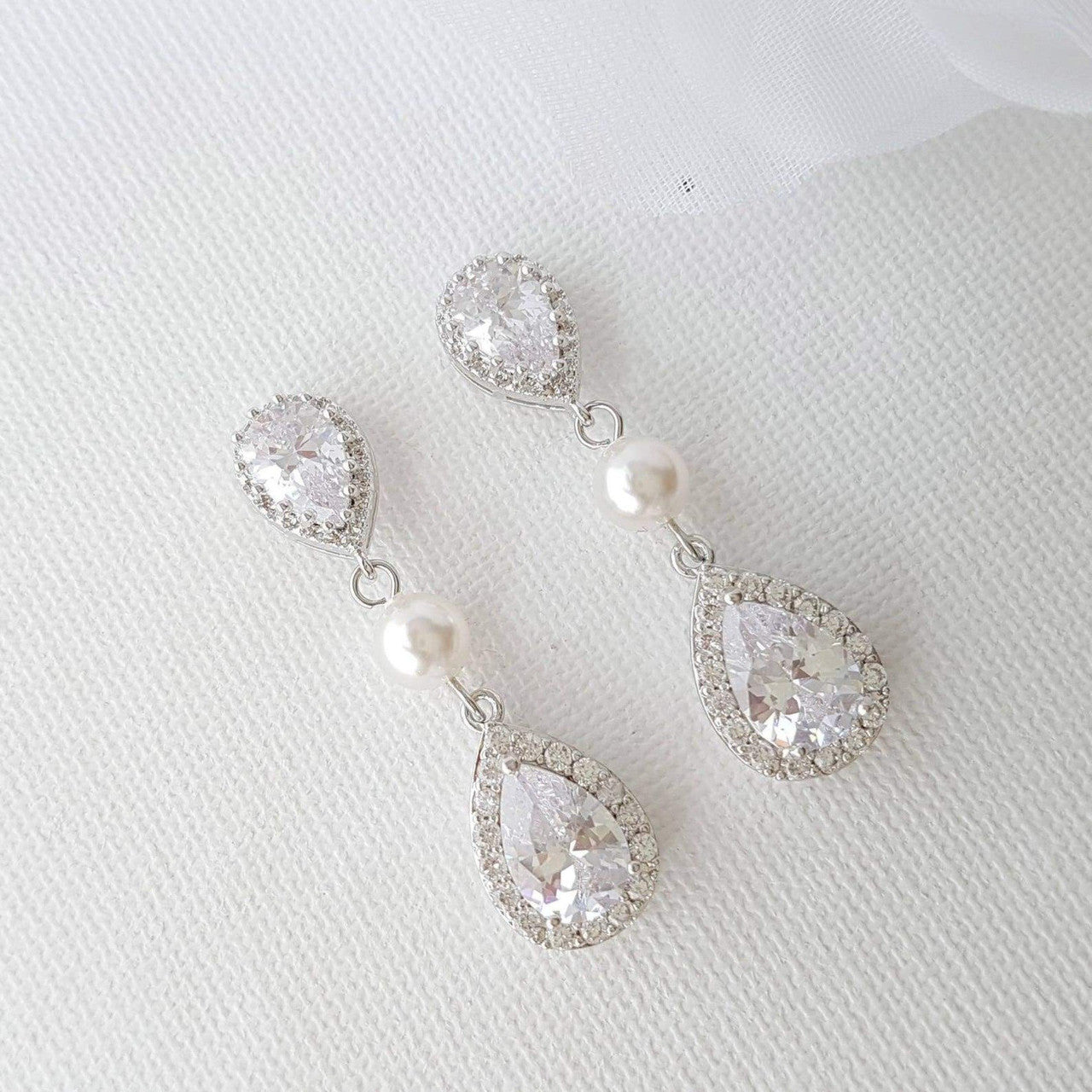 Drop Pearl and Crystal Earring and Necklace Set- Emma