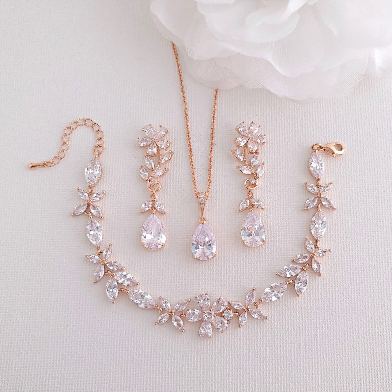 Rose Gold Flower Earrings for Weddings- Daisy