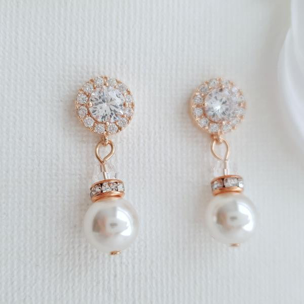rose gold earrings with  pearls