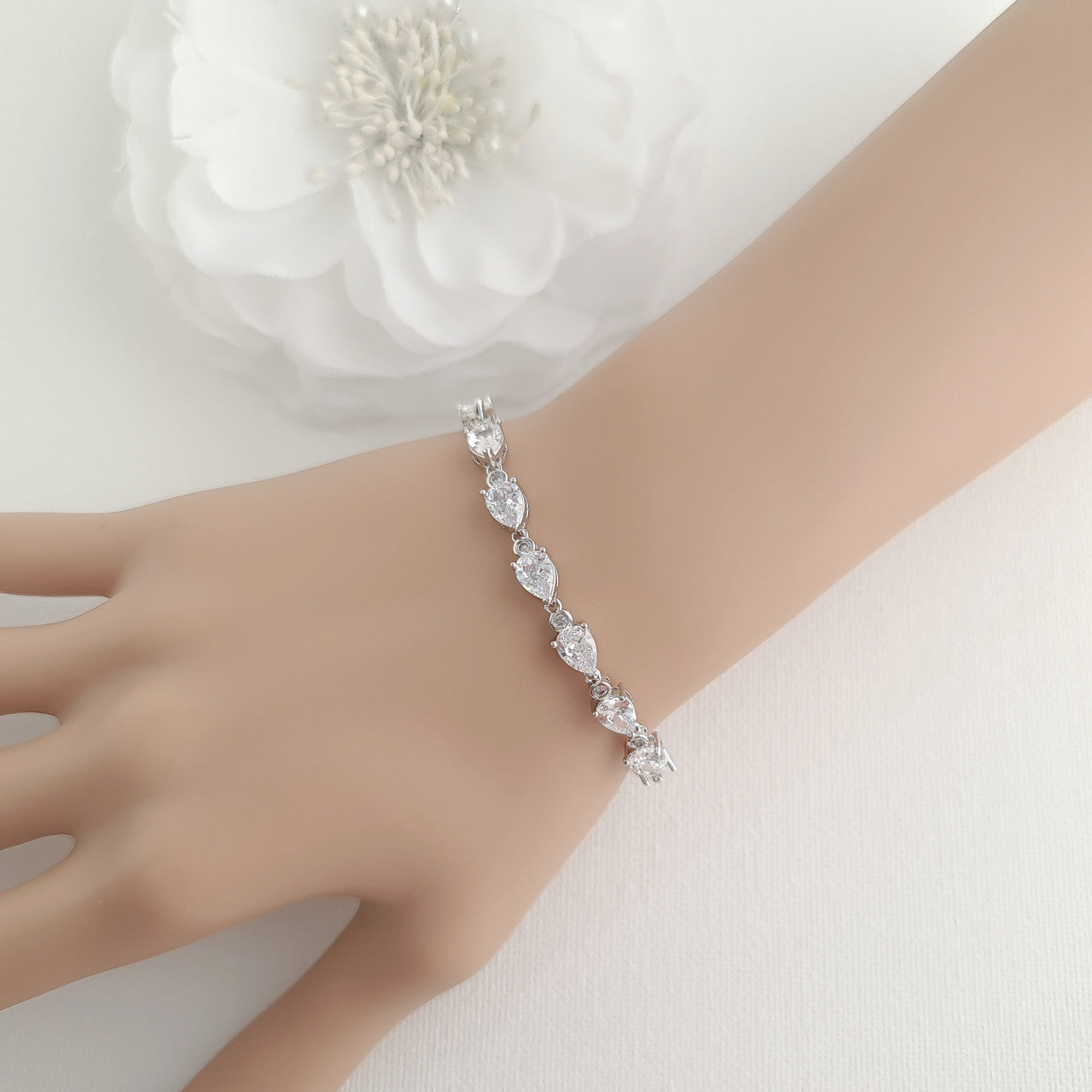 Pear and Round Shaped Bridal Bracelet- Ivy