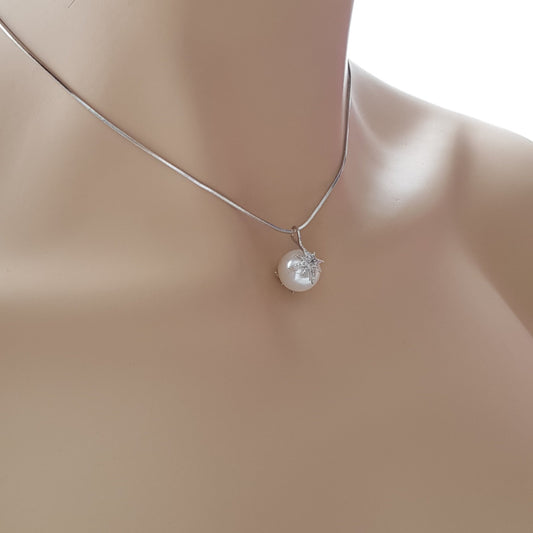 Large Single Pearl Necklace-Leah