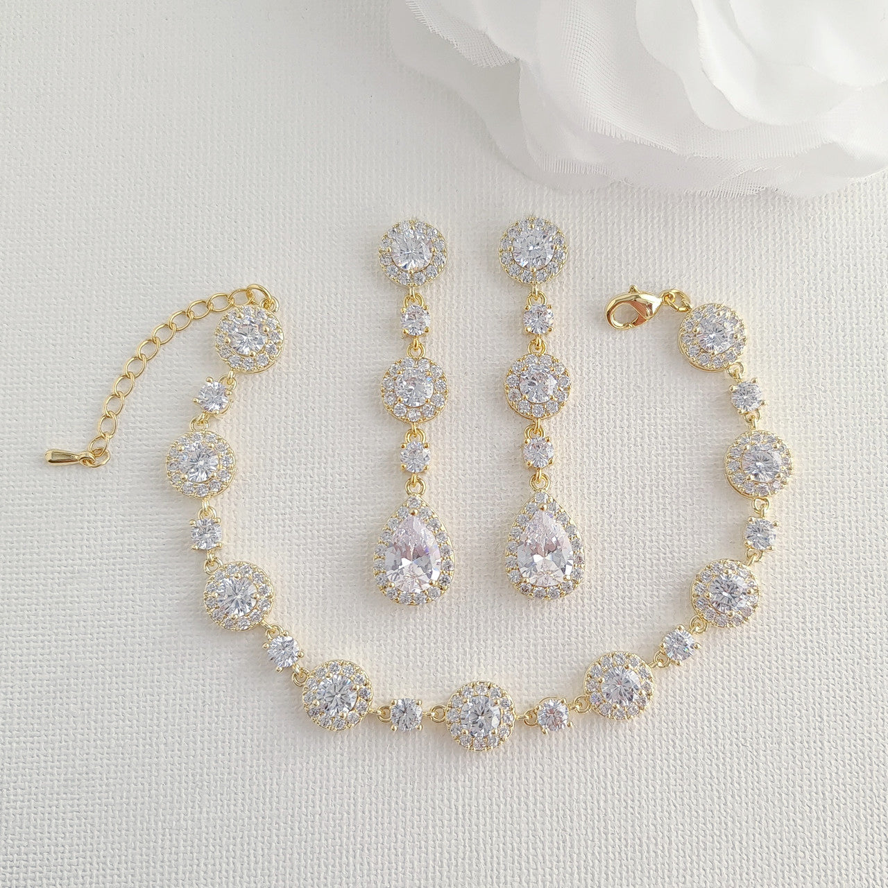 Round Halo CZ Bracelet and Earrings Set for Brides-Reagan