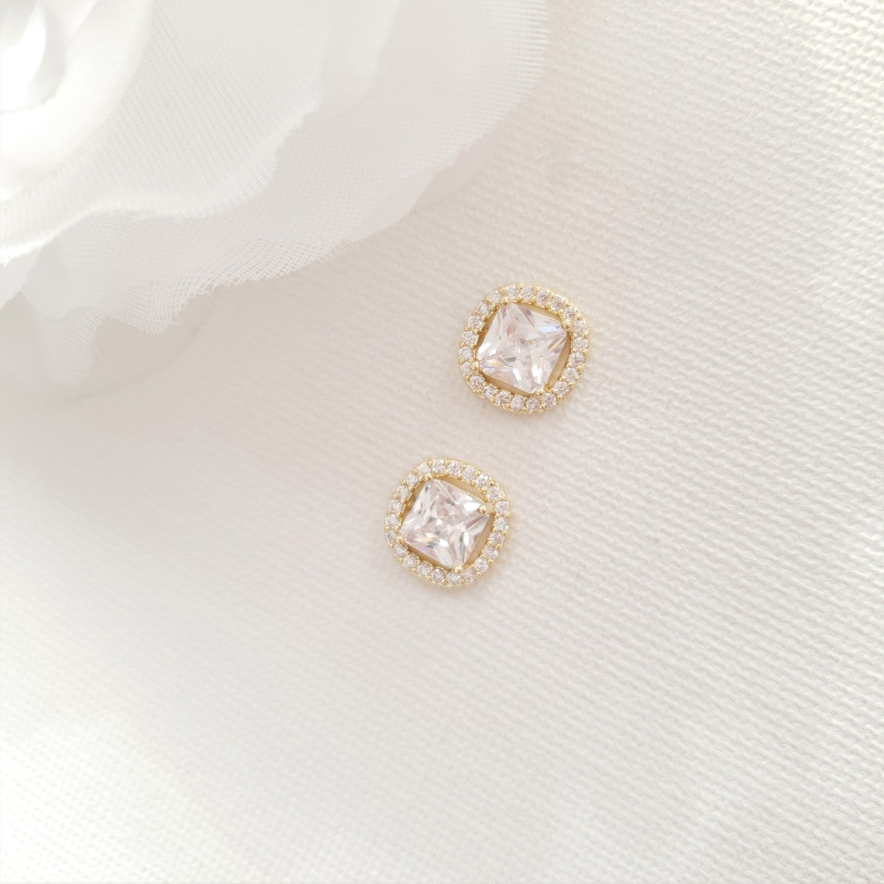 Bridesmaids Stud Earrings in Rose Gold-Piper