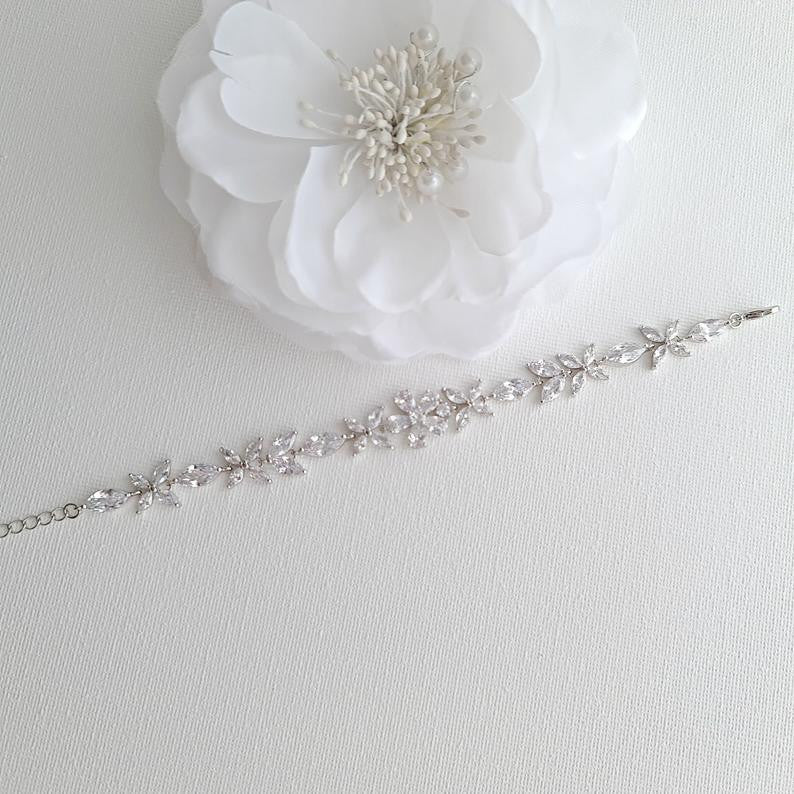 Cubic Zirconia Wedding Flower Bracelet for Brides- Daisy