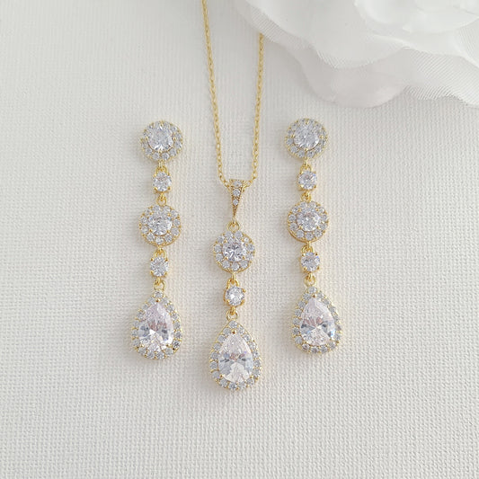 Round and Teardrop Earrings Necklace Set in Gold-Reagan