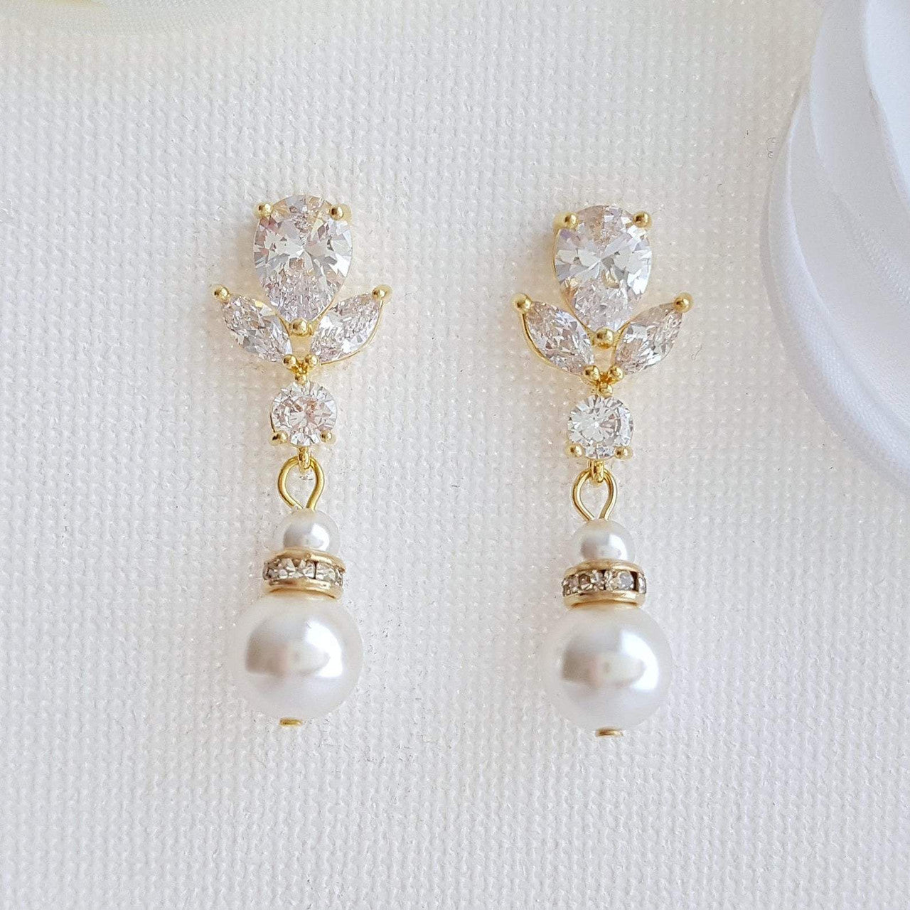 Pearl Bridal Earrings Silver- Nicole