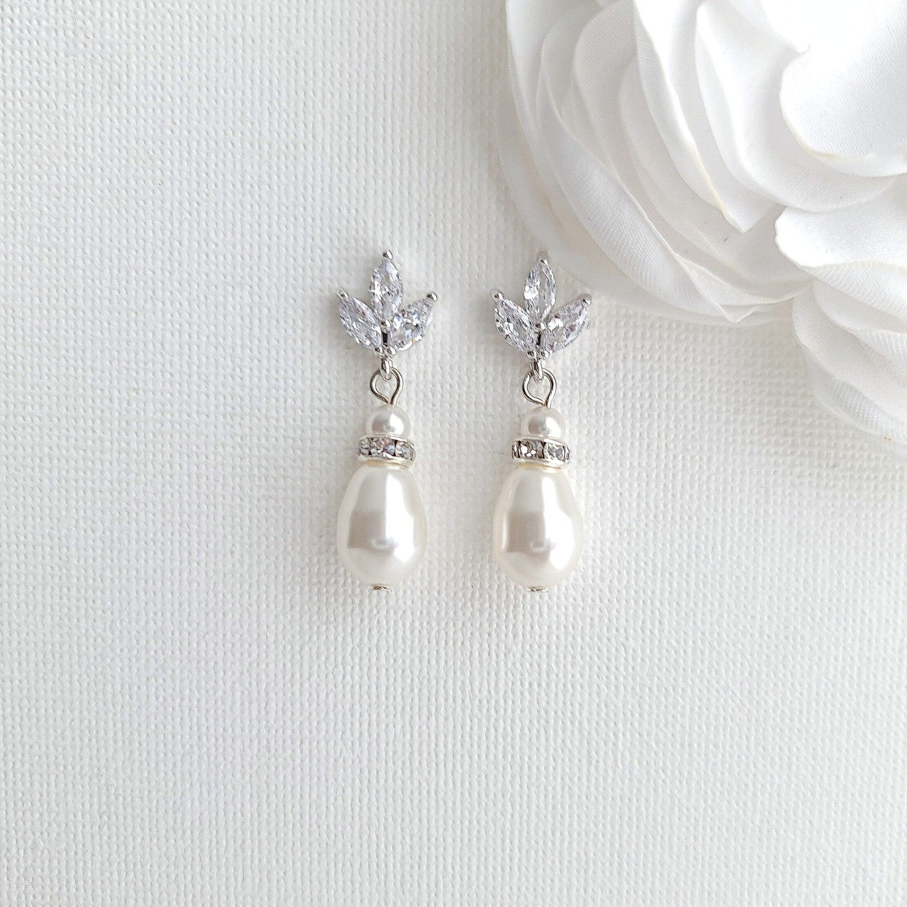 Pearl Necklace and Earrings Wedding Jewelry Set- Katie